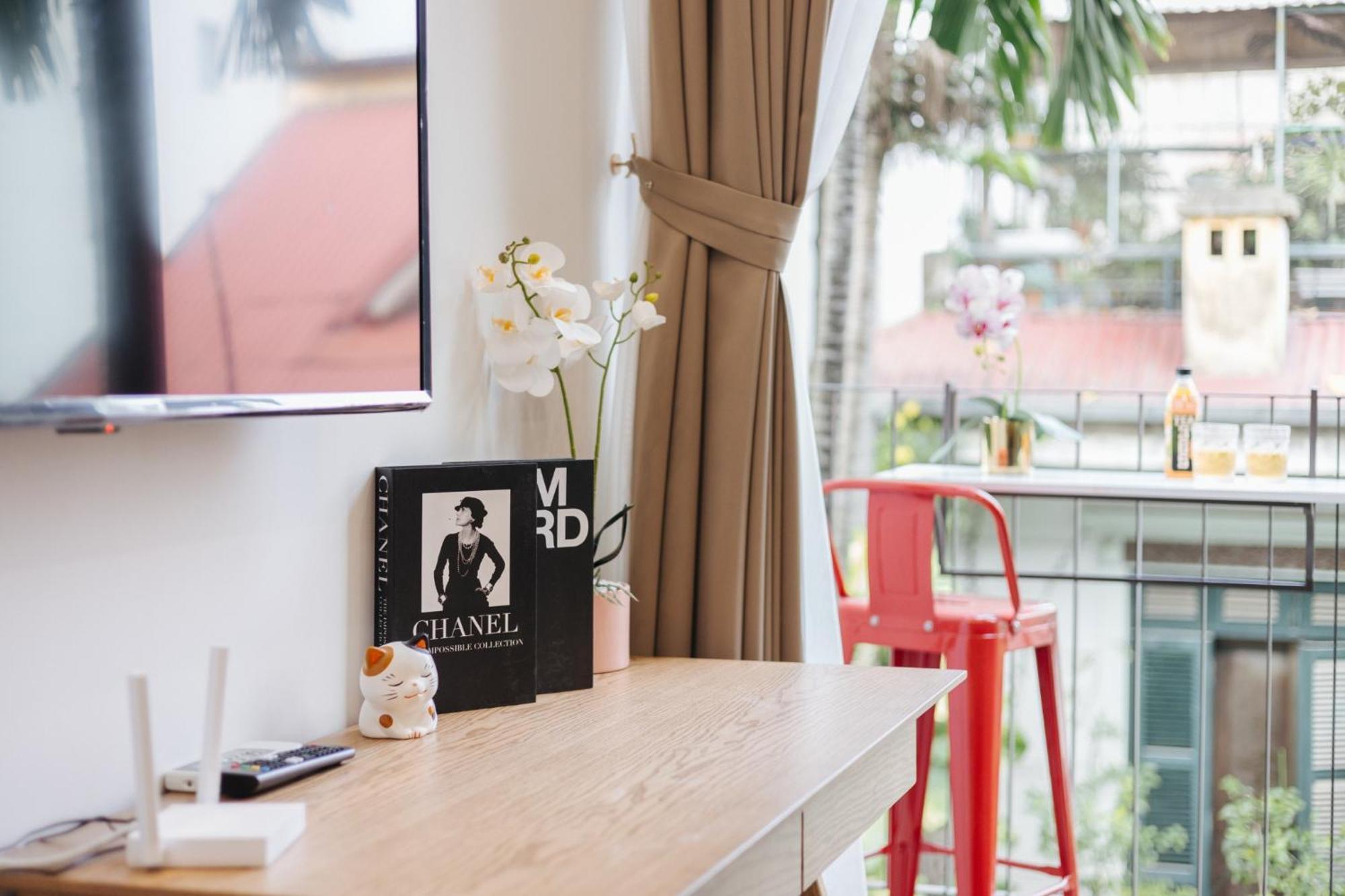 Margaery Boutique Apartment & Skyon9 Rooftop Bar Hanoi Exterior photo