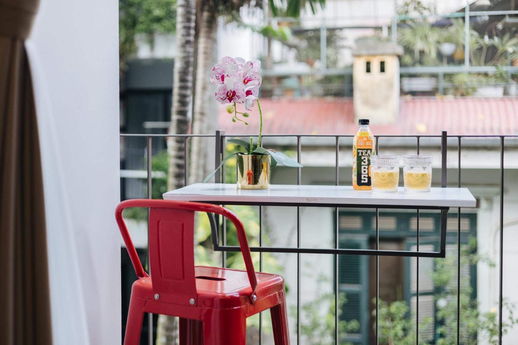 Margaery Boutique Apartment & Skyon9 Rooftop Bar Hanoi Exterior photo