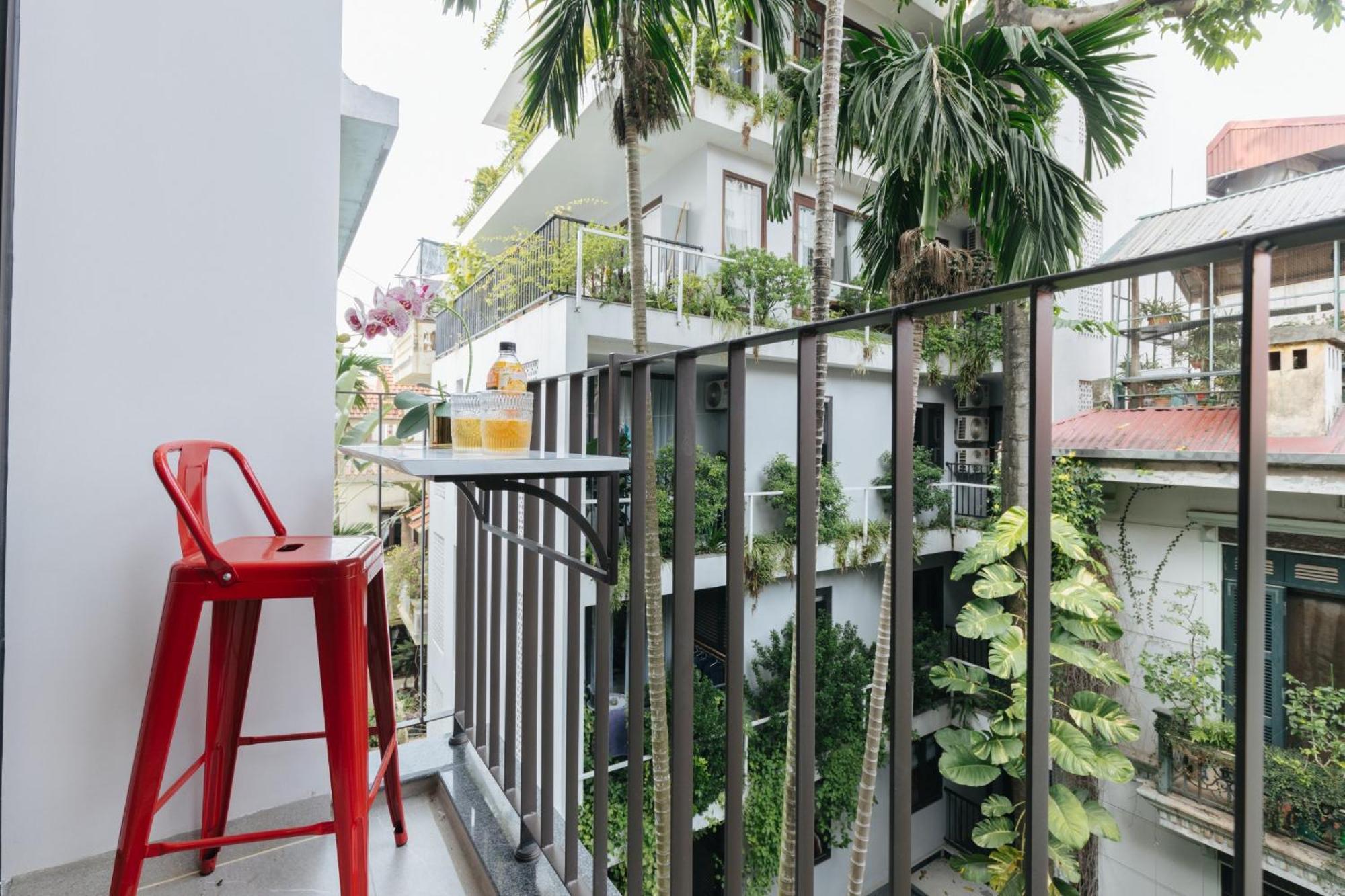 Margaery Boutique Apartment & Skyon9 Rooftop Bar Hanoi Exterior photo